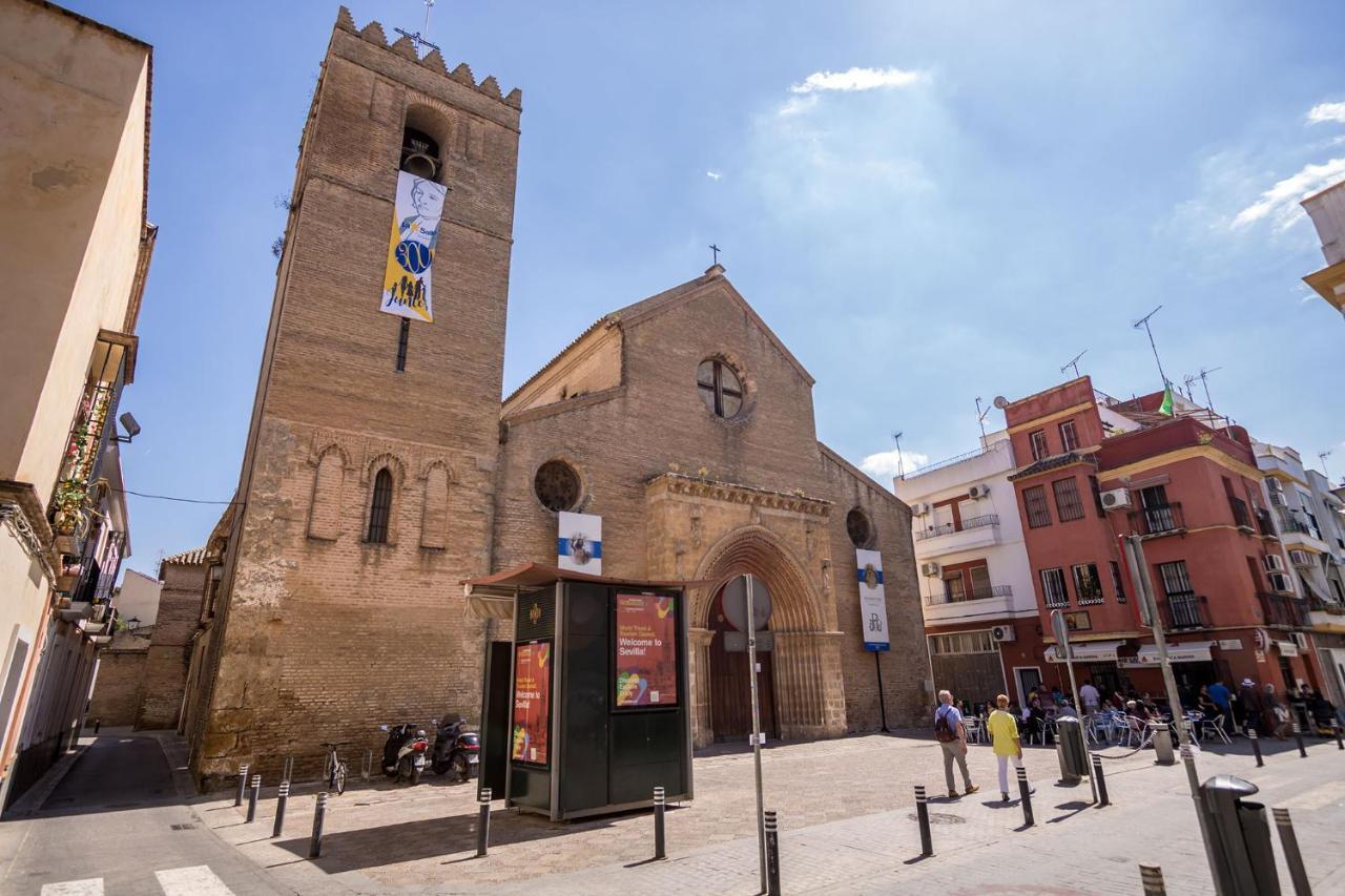 Froilan City Walls By Valcambre Siviglia Esterno foto