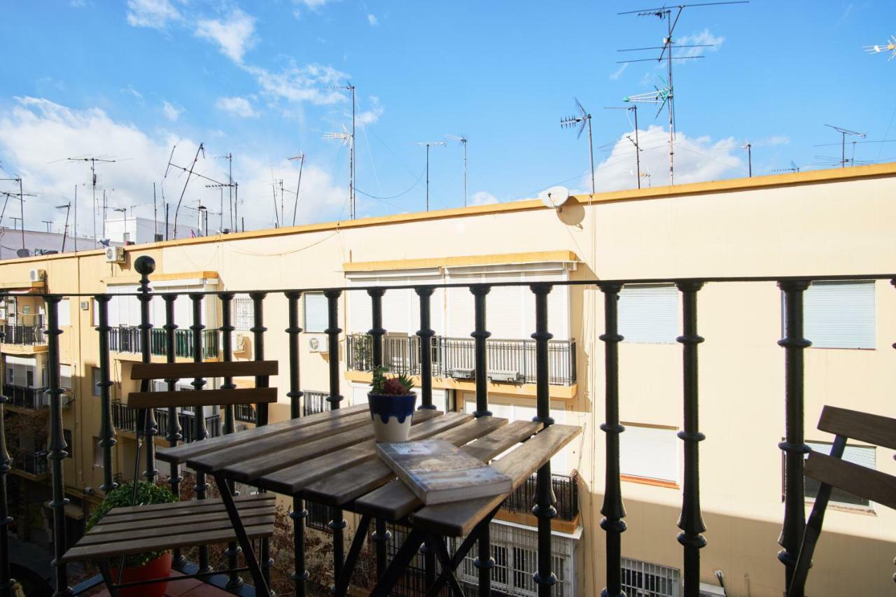 Froilan City Walls By Valcambre Siviglia Esterno foto