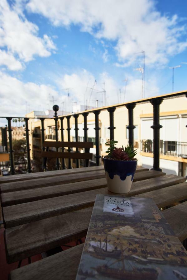 Froilan City Walls By Valcambre Siviglia Esterno foto